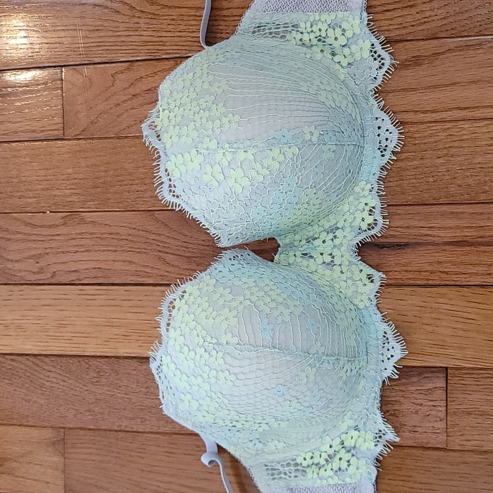 VS Dream Angel Lined Demi 34DD